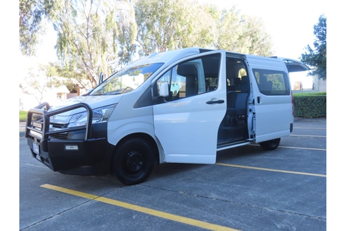 2022 Toyota Hiace Commuter GDH322R ELWB