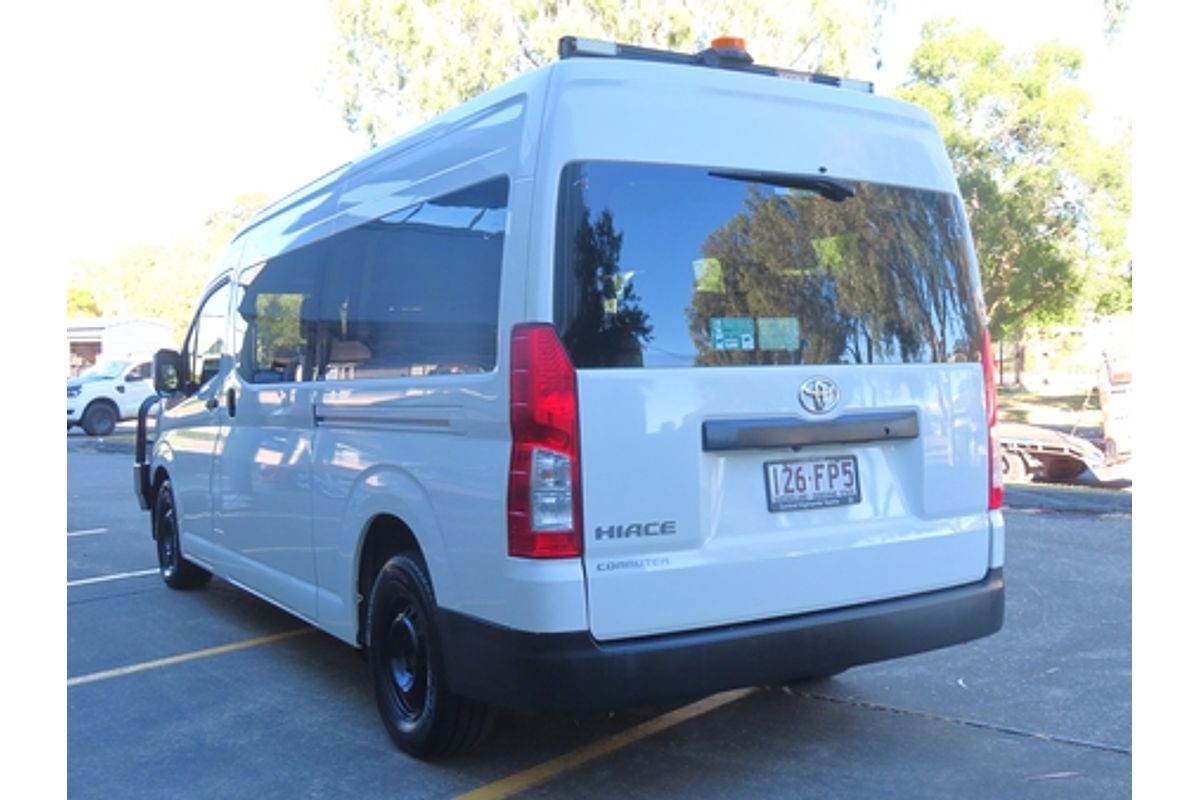 2022 Toyota Hiace Commuter GDH322R ELWB