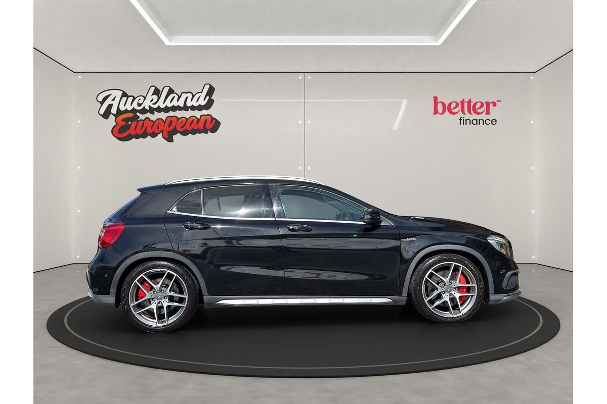 2017 Mercedes-Benz GLA 45 AMG