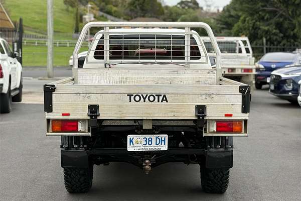 2014 Toyota Hilux SR KUN26R 4X4