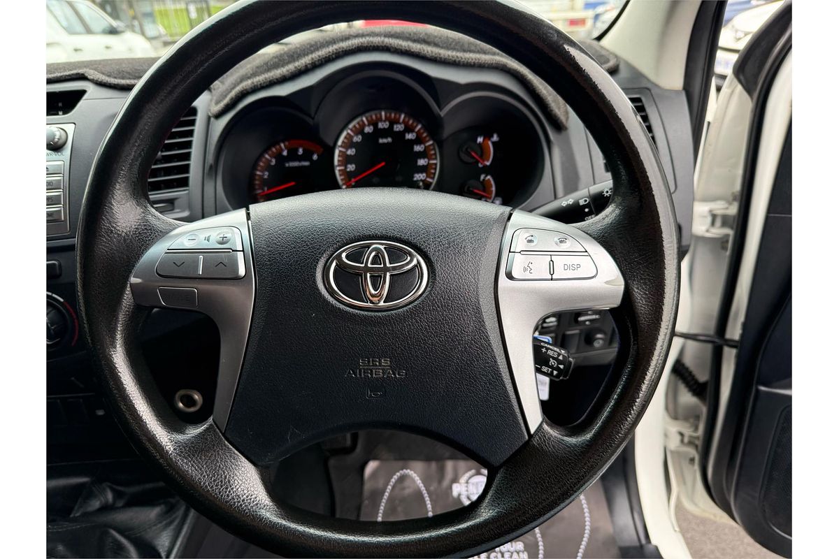 2014 Toyota Hilux SR KUN26R 4X4