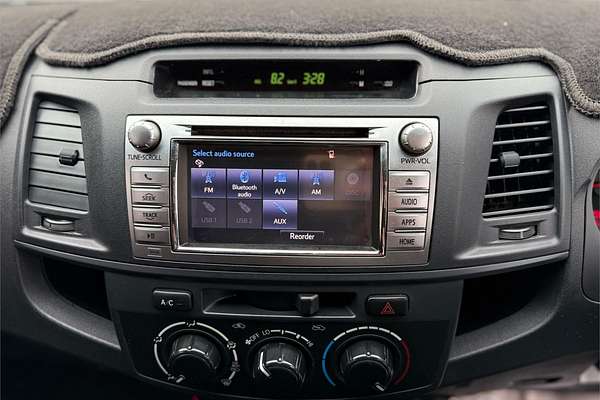 2014 Toyota Hilux SR KUN26R 4X4