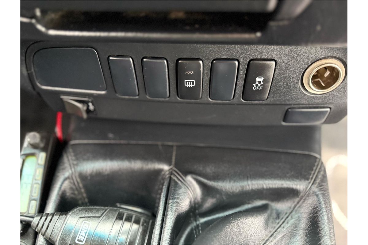 2014 Toyota Hilux SR KUN26R 4X4