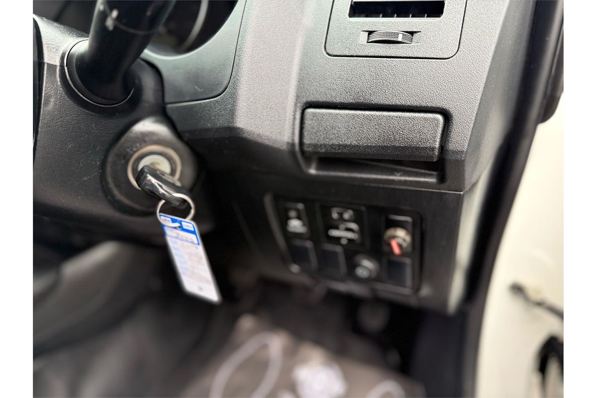 2014 Toyota Hilux SR KUN26R 4X4