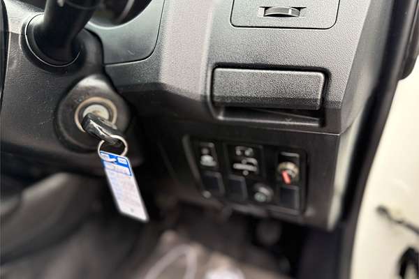 2014 Toyota Hilux SR KUN26R 4X4