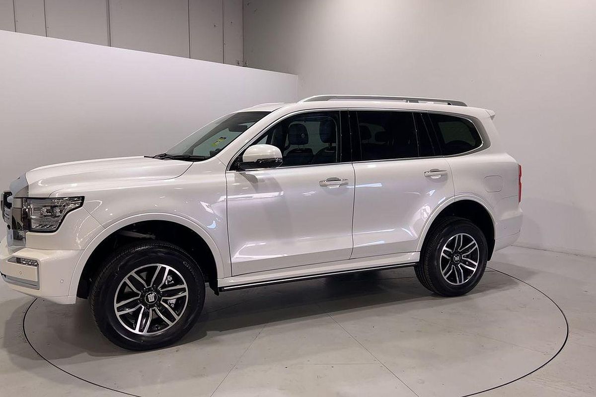 2025 GWM Tank 500 Ultra Hybrid P03