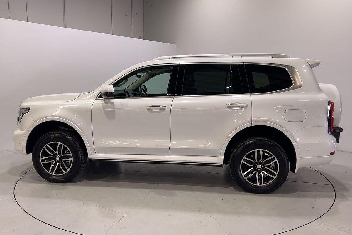 2025 GWM Tank 500 Ultra Hybrid P03