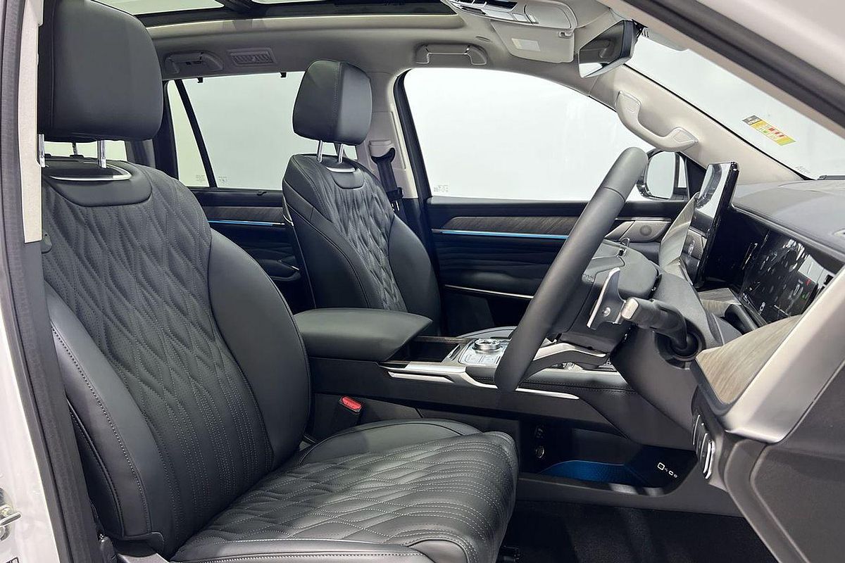 2025 GWM Tank 500 Ultra Hybrid P03