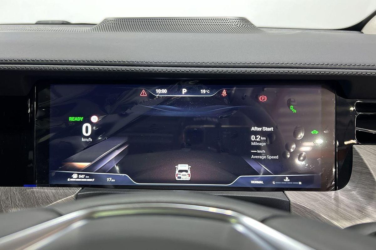 2025 GWM Tank 500 Ultra Hybrid P03