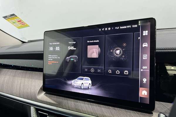 2025 GWM Tank 500 Ultra Hybrid P03