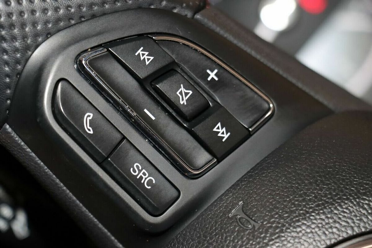 2024 MG HS Vibe SAS23