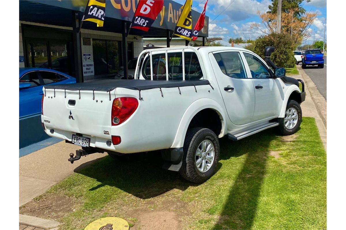 2013 Mitsubishi Triton GLX MN