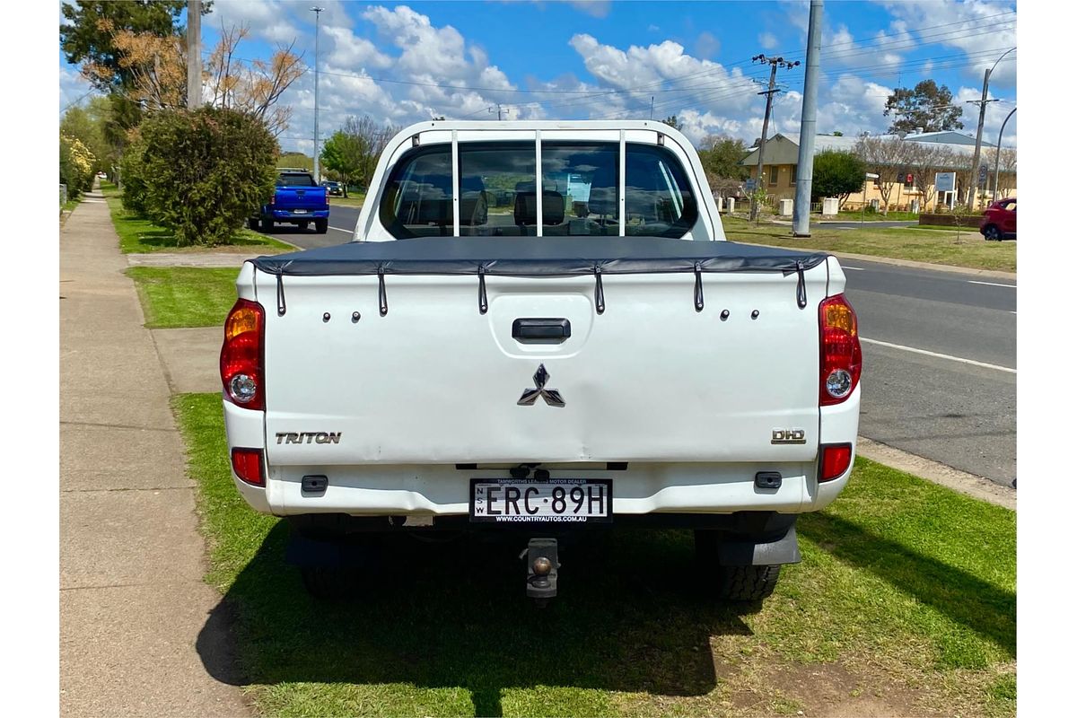 2013 Mitsubishi Triton GLX MN