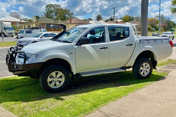 2013 Mitsubishi Triton GLX MN