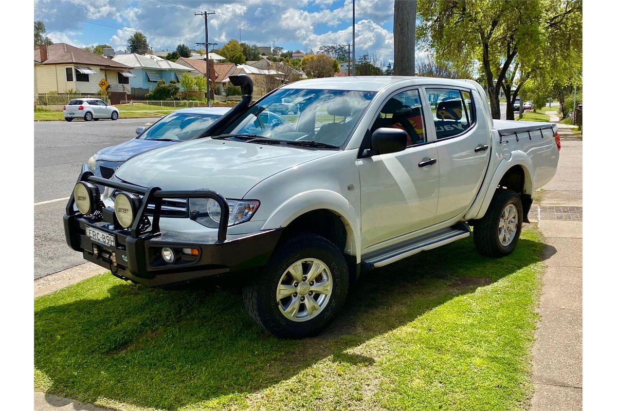 2013 Mitsubishi Triton GLX MN
