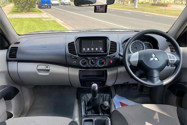 2013 Mitsubishi Triton GLX MN