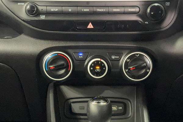 2022 Hyundai Venue Elite QX.V4