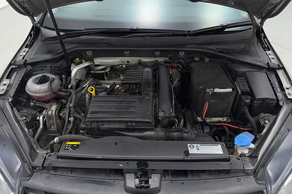 2016 Volkswagen Golf 110 TSI HIGHLINE AU MY17