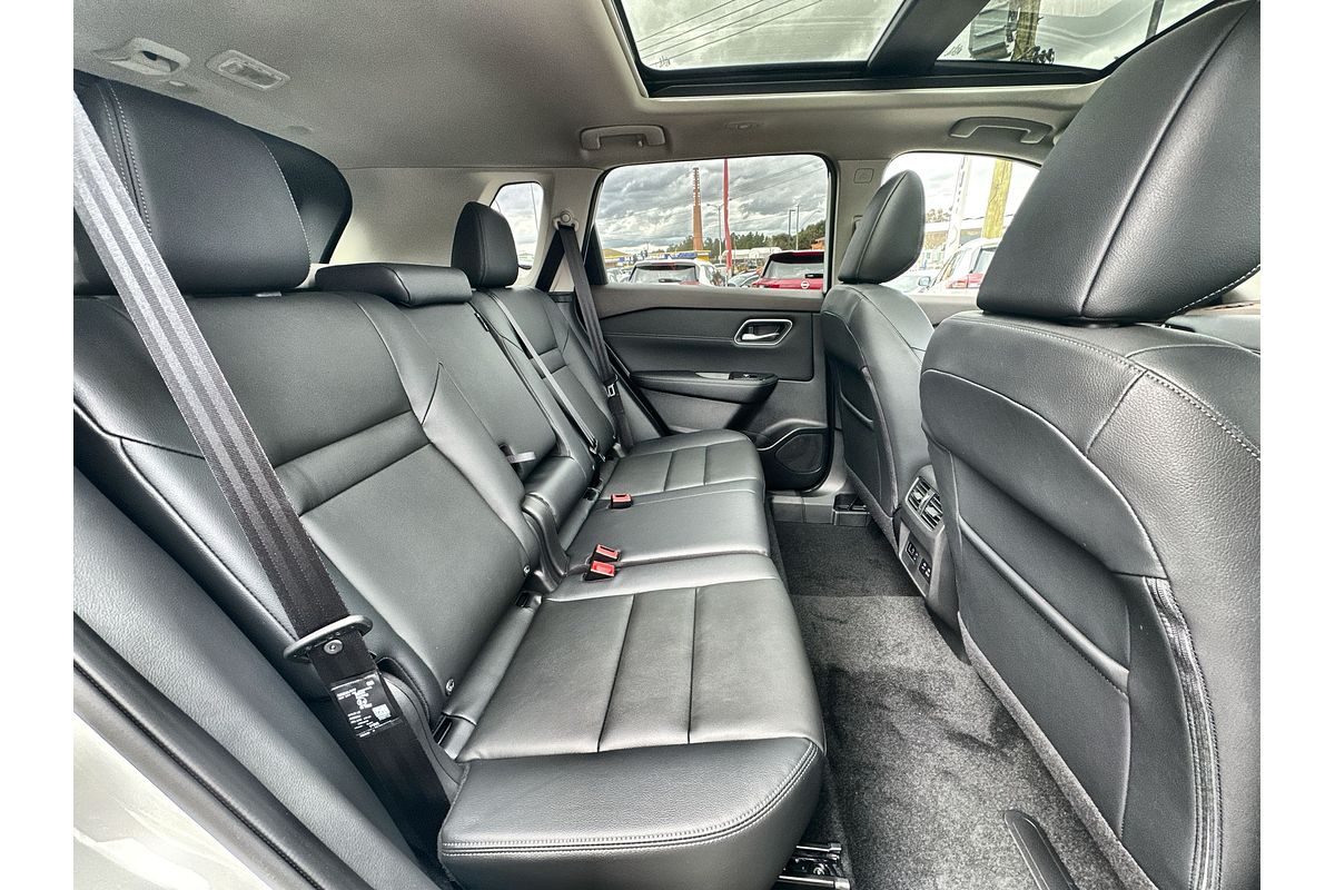 2025 Nissan X-TRAIL Ti T33
