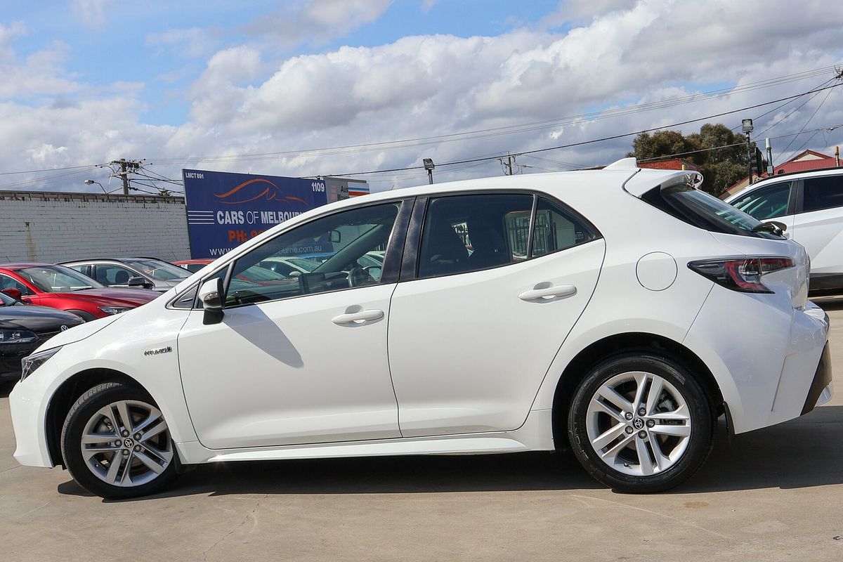 2018 Toyota Corolla Ascent Sport Hybrid ZWE211R