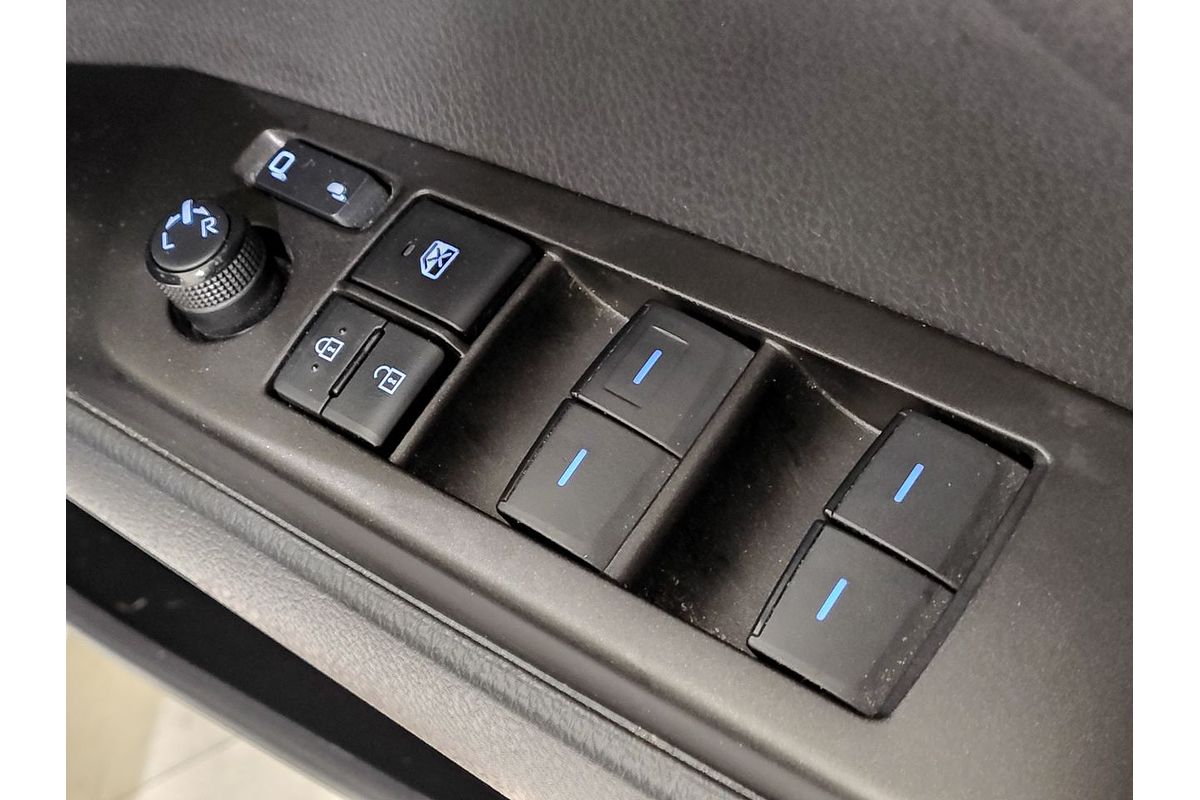 2021 Toyota Camry Ascent Sport AXVH70R