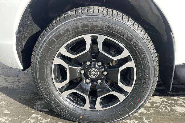 2021 Toyota Hilux SR5 GUN126R 4X4