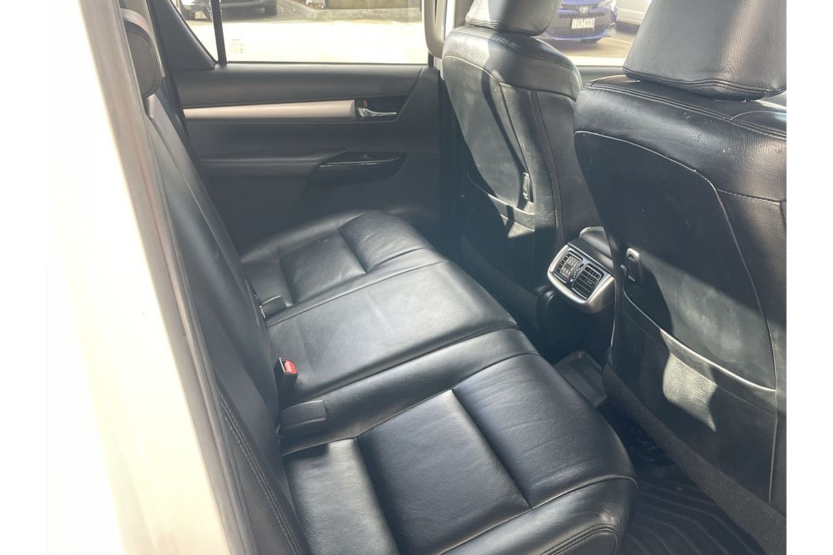 2021 Toyota Hilux SR5 GUN126R 4X4