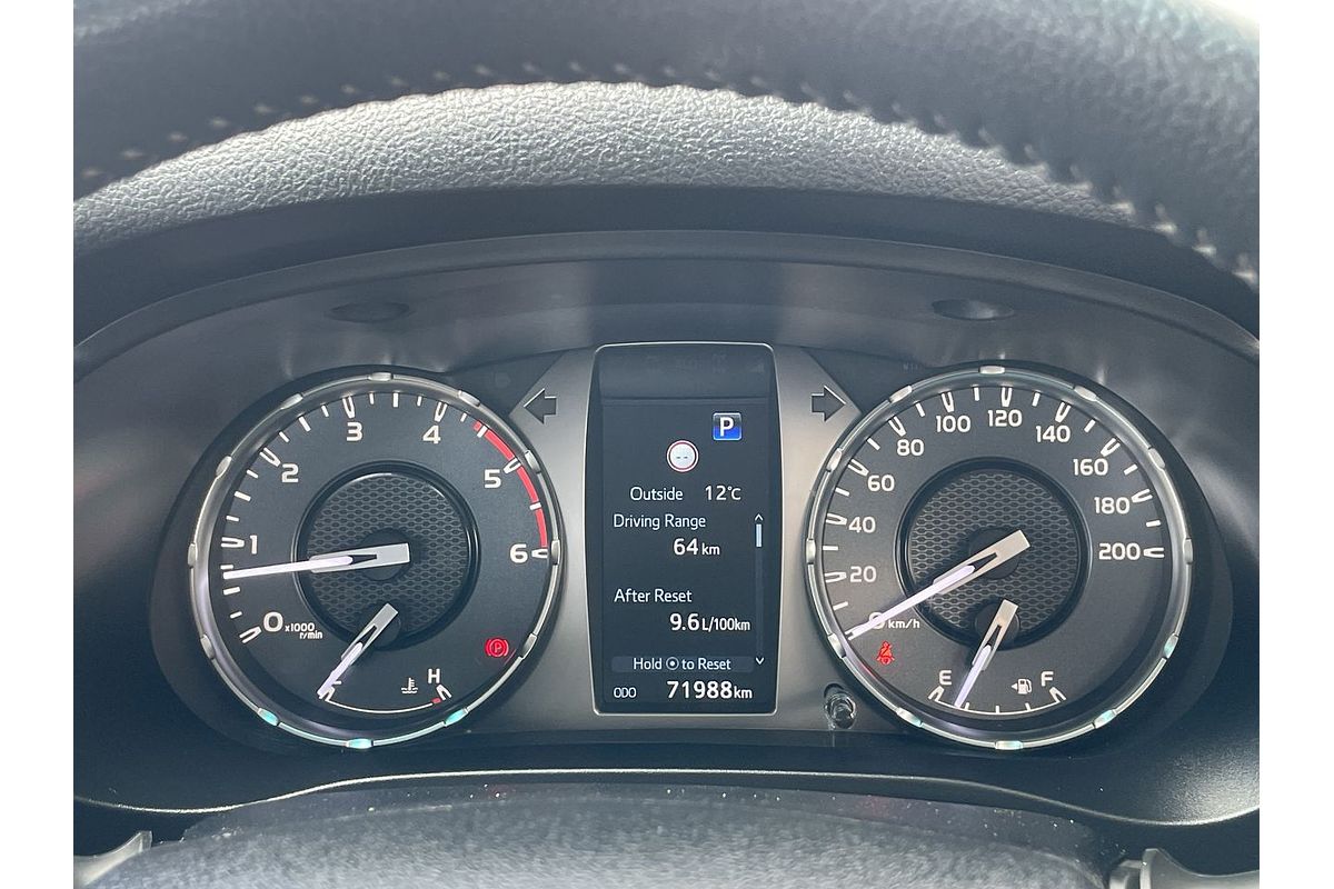 2021 Toyota Hilux SR5 GUN126R 4X4