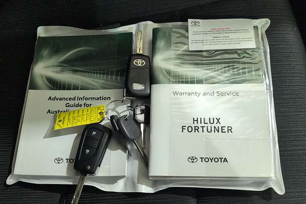 2022 Toyota Hilux SR GUN126R 4X4