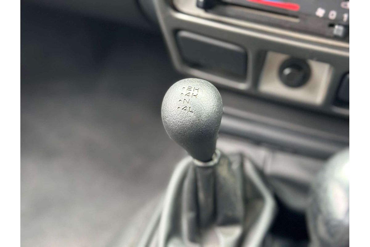 2011 Nissan Navara ST-R D22 4X4