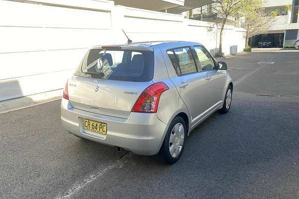 2009 Suzuki Swift RS415