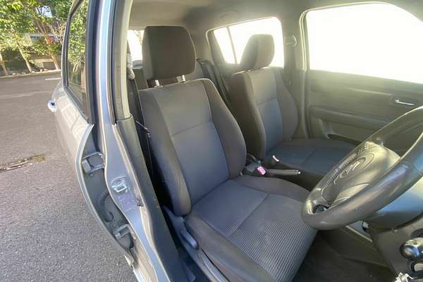 2009 Suzuki Swift RS415