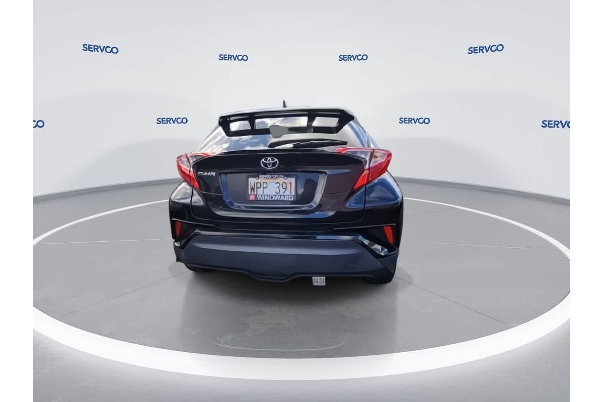 2022 Toyota C-HR XLE
