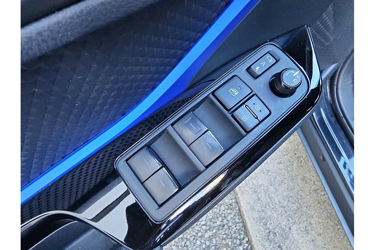 2022 Toyota C-HR XLE