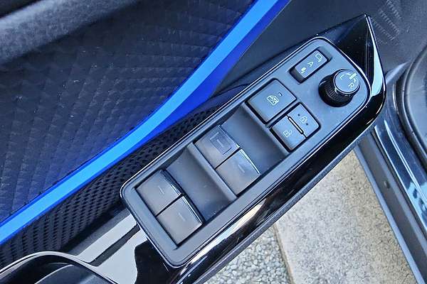 2022 Toyota C-HR XLE