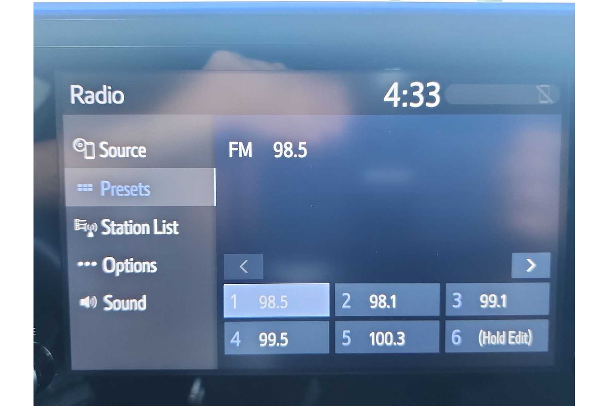 2022 Toyota C-HR XLE