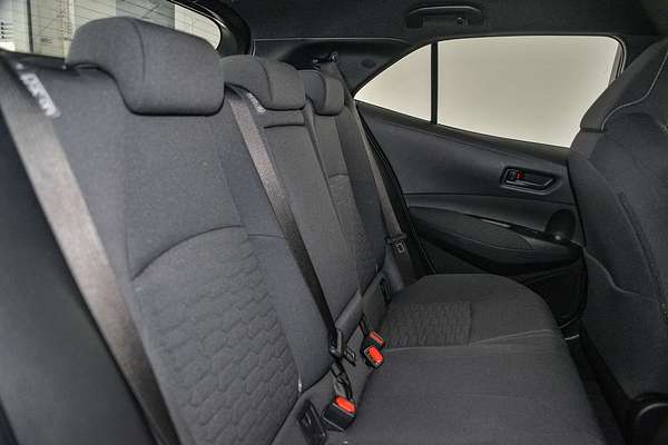 2022 Toyota Corolla Ascent Sport Hybrid ZWE219R