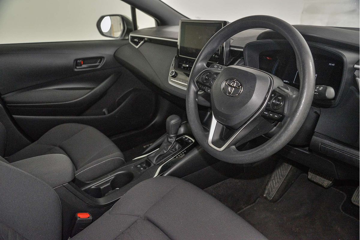 2022 Toyota Corolla Ascent Sport Hybrid ZWE219R