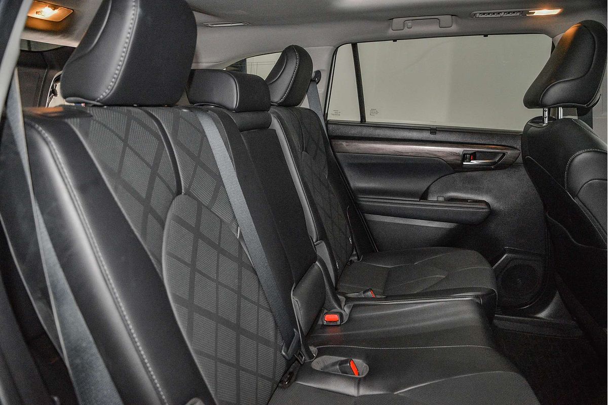 2022 Toyota Kluger Grande AXUH78R