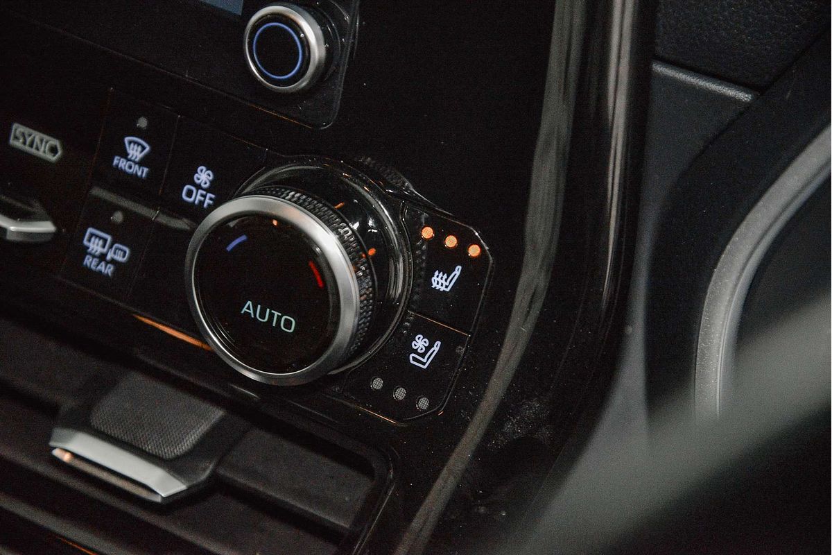 2022 Toyota Kluger Grande AXUH78R