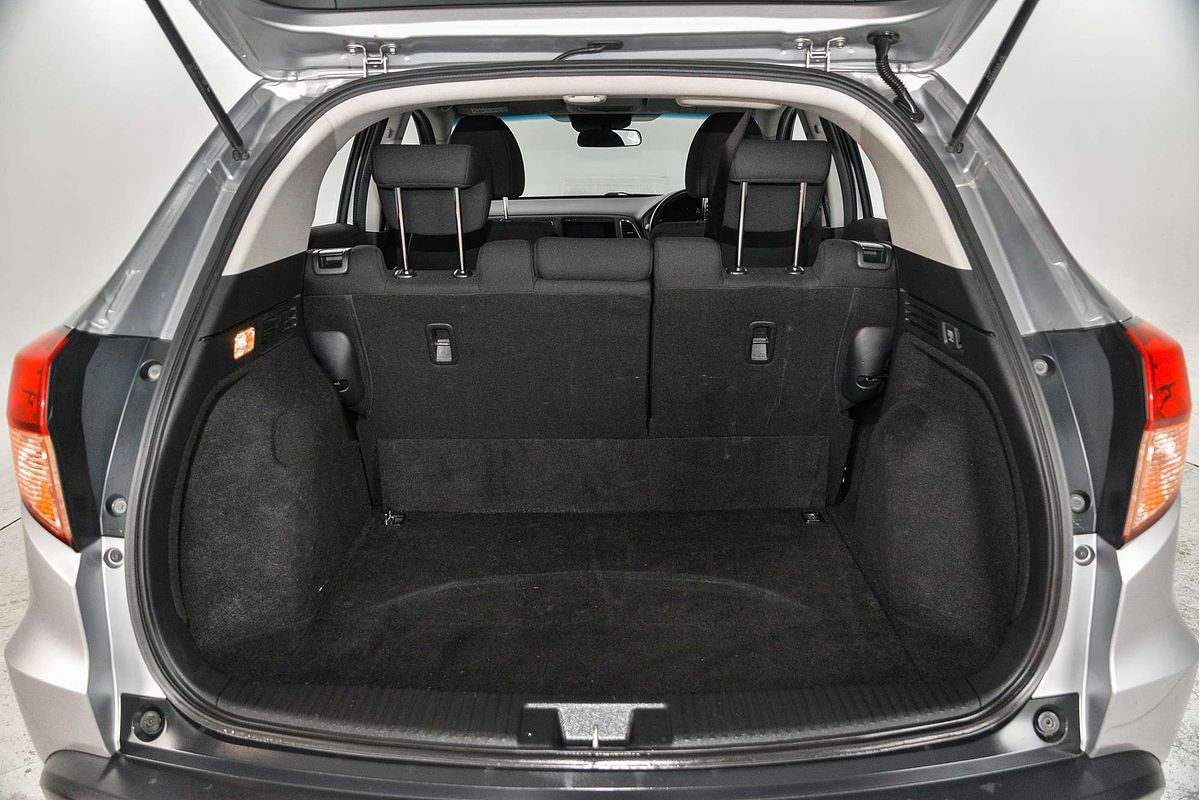 2016 Honda HR-V VTi-S