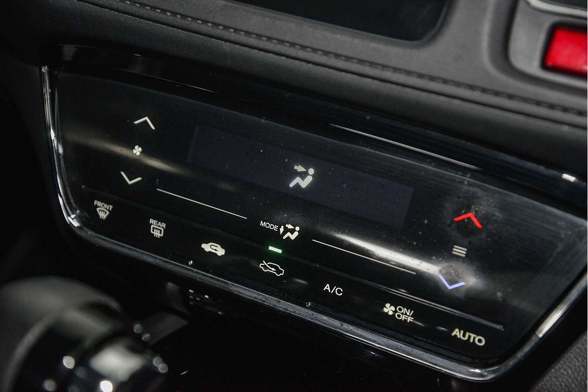 2016 Honda HR-V VTi-S