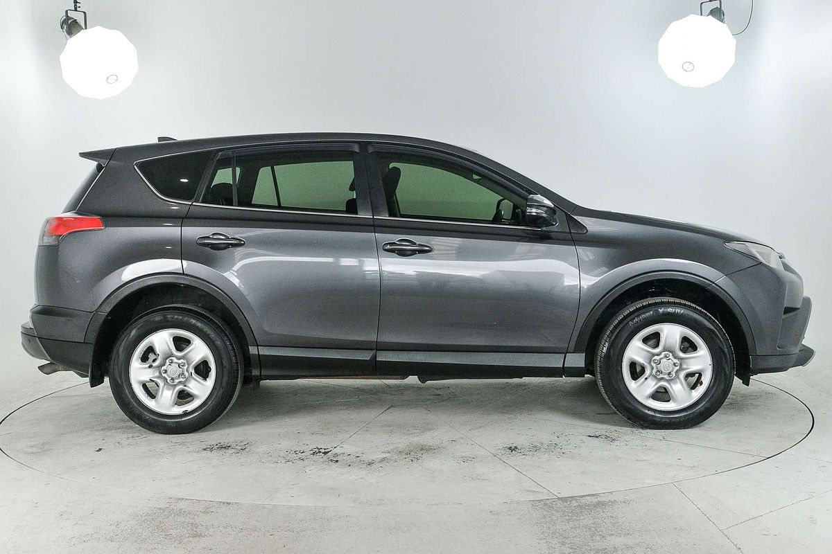 2018 Toyota RAV4 GX ZSA42R