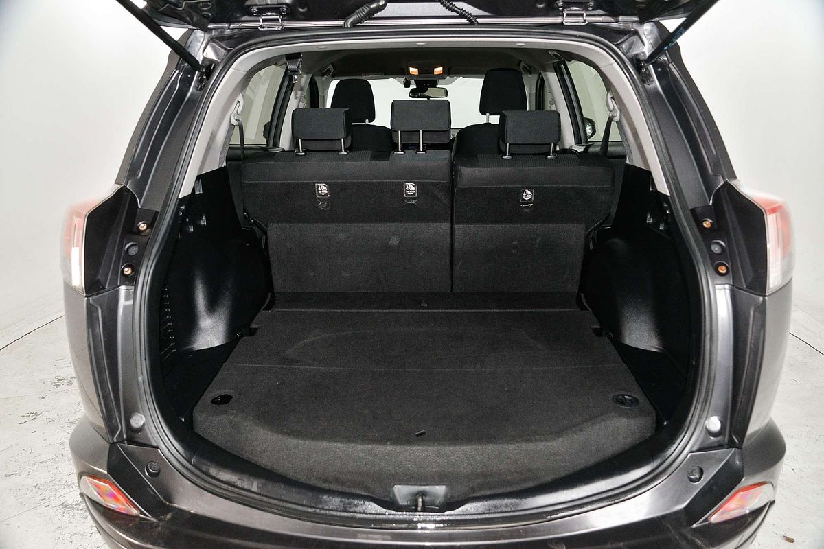 2018 Toyota RAV4 GX ZSA42R