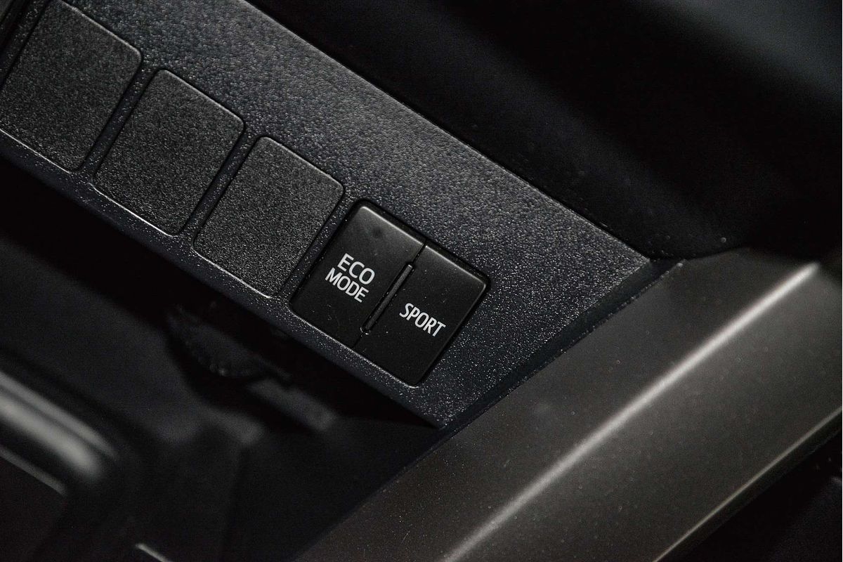 2018 Toyota RAV4 GX ZSA42R