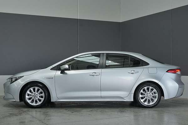 2022 Toyota Corolla Ascent Sport Hybrid ZWE211R