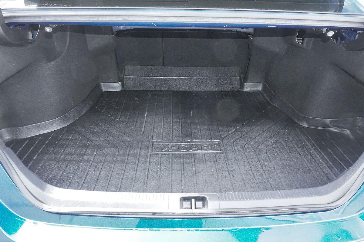 2018 Toyota Camry SL AXVH71R