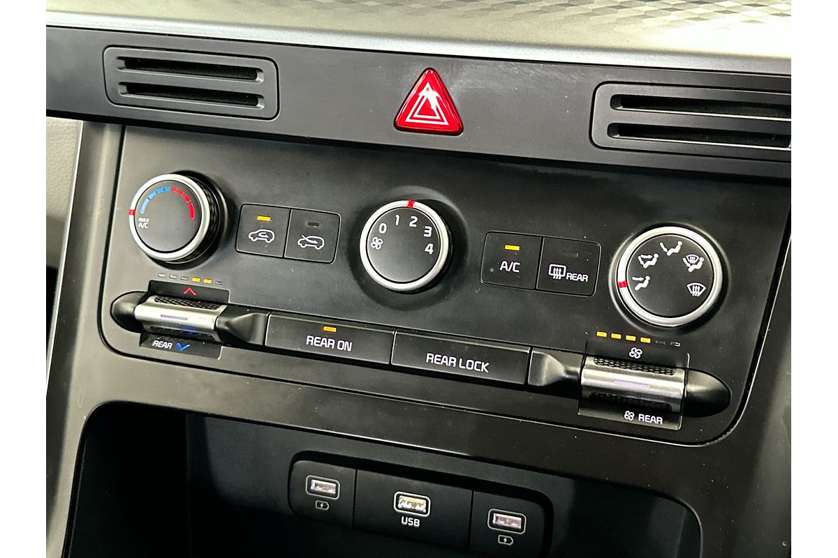 2022 Kia Carnival S KA4
