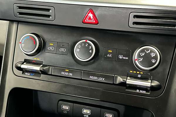 2022 Kia Carnival S KA4