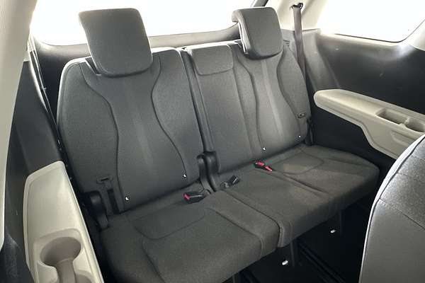 2022 Kia Carnival S KA4